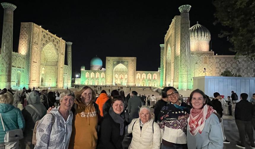 Uzbekistan - Exclusivamente para Mulheres — 1