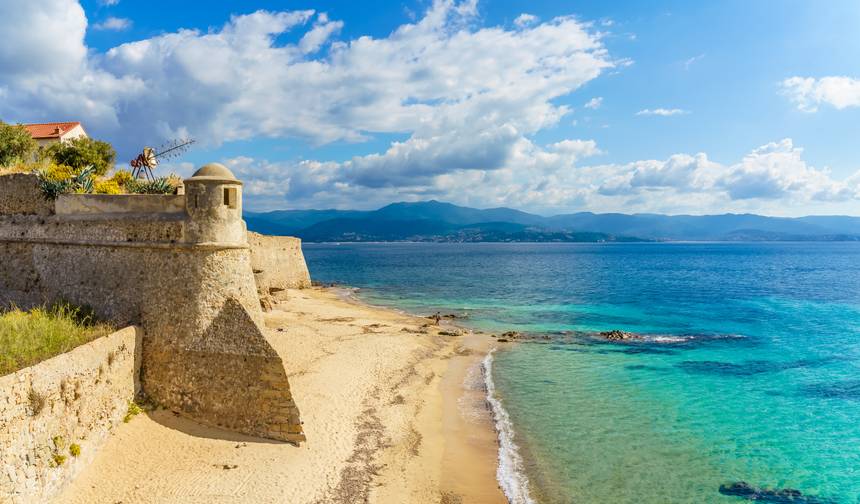 Corsica - The complete GR20 (15 Days) — 1