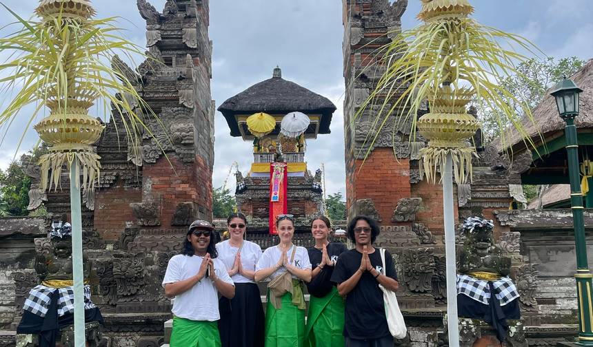 12 Days - Lombok to Bali — 1