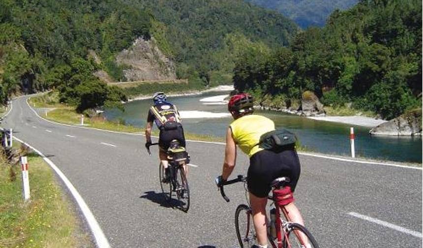 Cicloturismo em Marlborough e na Costa Oeste — 1
