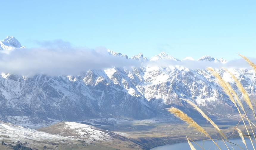 8 Days Queenstown to Wanaka by Bus: Glaciers, Skydives & Alpine Adventures — 1