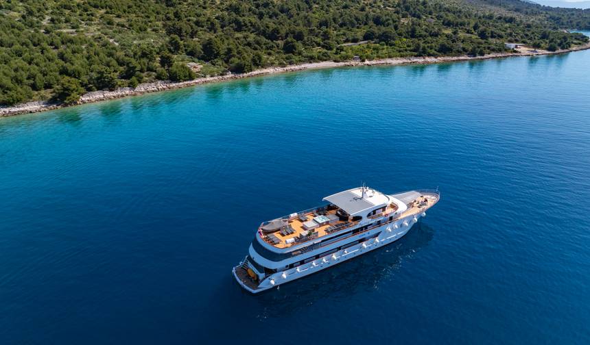 Split/Trogir to Dubrovnik one-way cruise K260 MS My Way 2026 — 1
