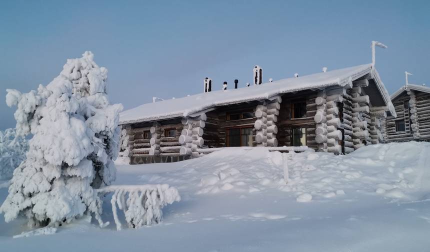 Winter Wonderland Experience in Premium Log Cabins — 1