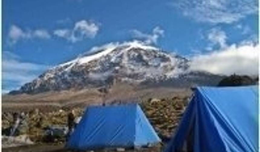 Subida ao Kilimanjaro - Rota Machame “Rota do Whisky” — 1