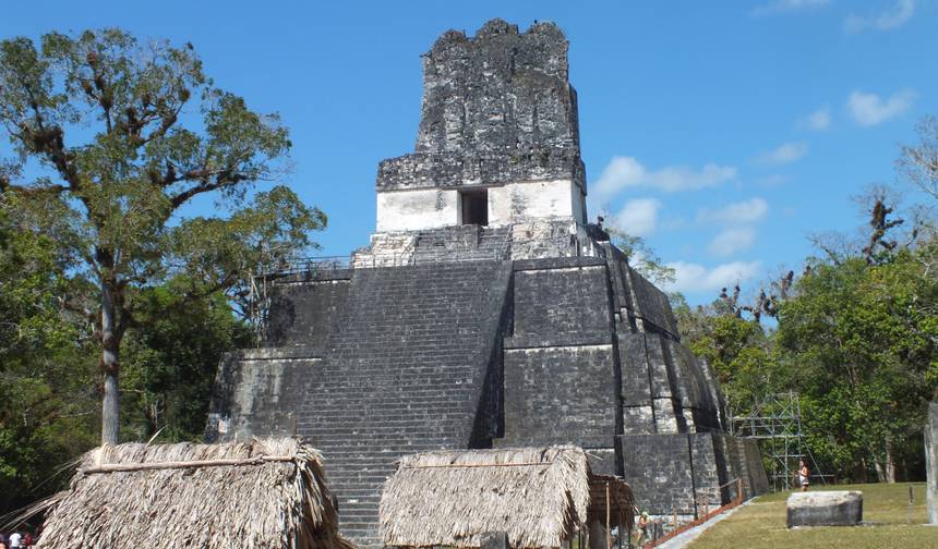 Z Flores: Wycieczka z przewodnikiem do ruin Tikal — 1