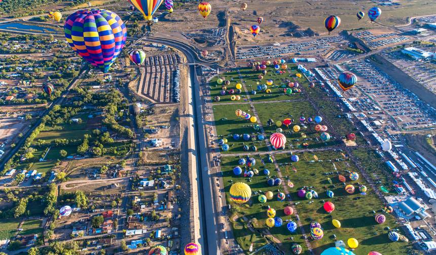 نيو مكسيكو الساحرة مع مهرجان بالونات ألباكركي — 1