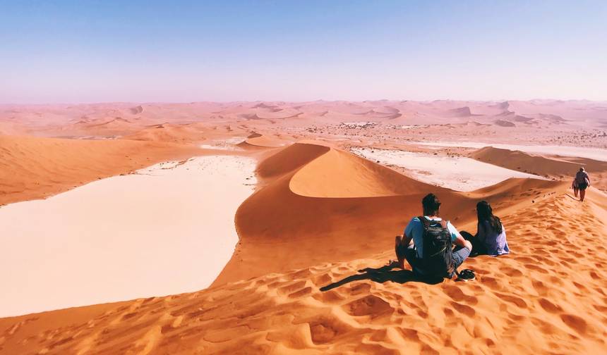 Aventura Alojada de 4 Dias em Swakopmund e Sossusvlei — 1