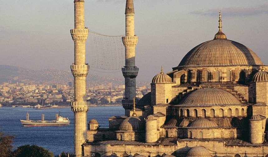 Com Voos e Ônibus - Istambul Capadócia Antália - 8 dias — 1