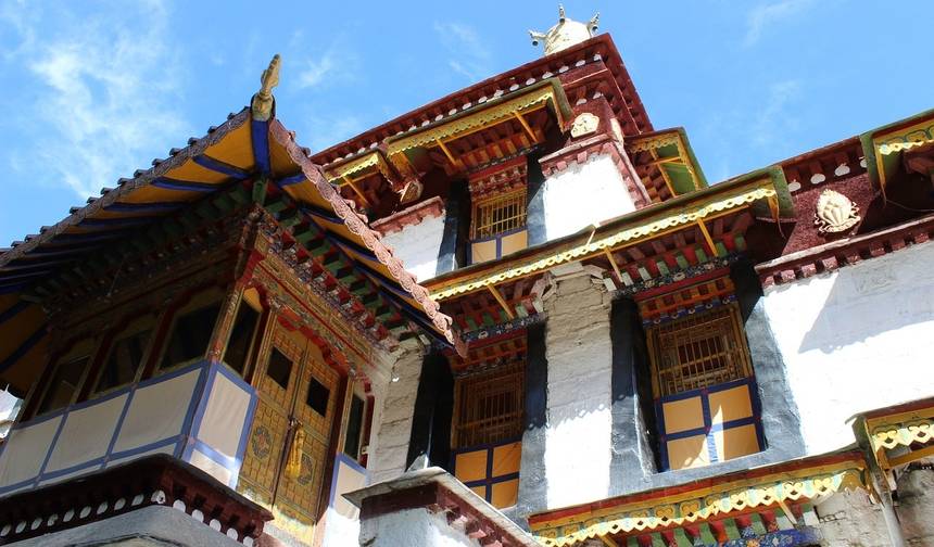 Excursão de 08 dias de Lhasa ao Acampamento Base do Everest e viagem de carro para Kathmandu via Kerung — 1