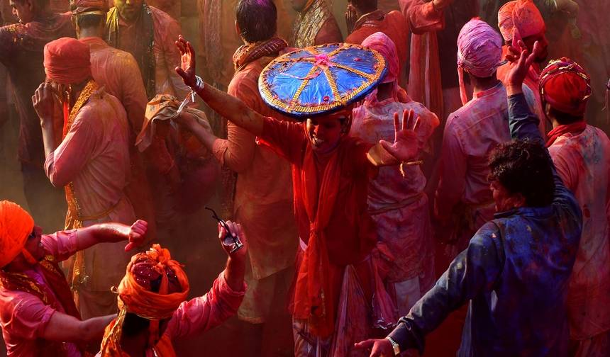 احتفال هولي في Mathura وGolden Triangle (19 - 27 March 2027) - انطلاق ثابت — 1