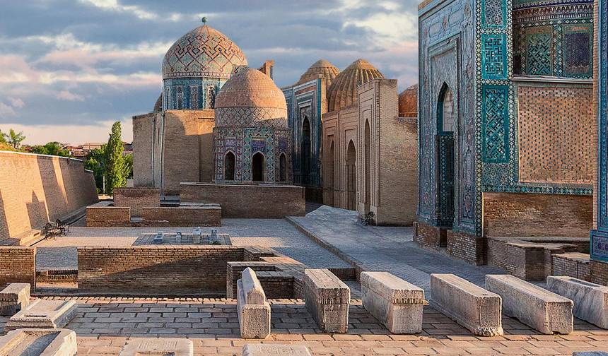 مستكشف آسيا الوسطى — 1