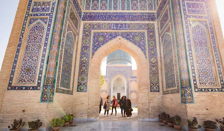 مستكشف آسيا الوسطى — 1