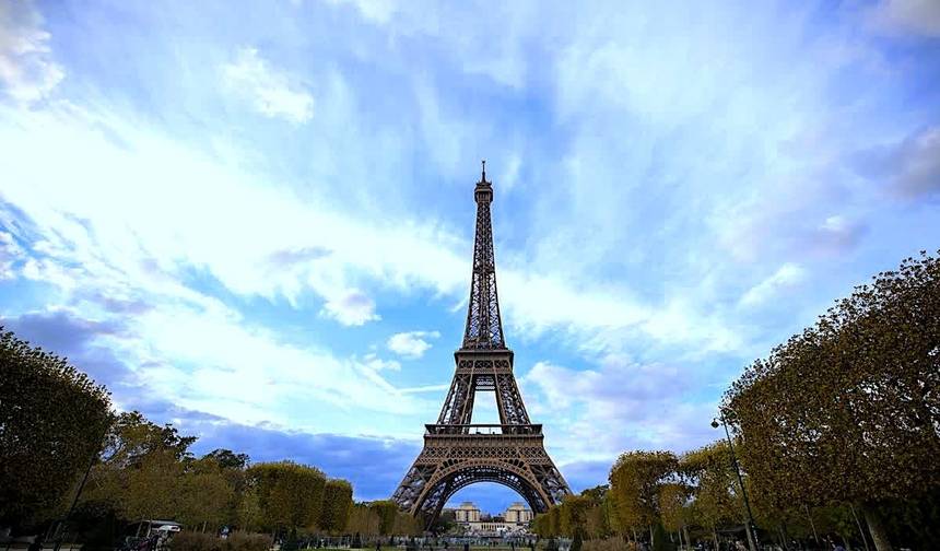 Explorador de Londres e Paris — 1