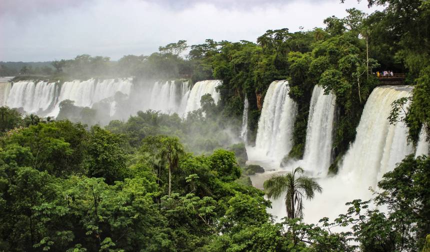 Brasil, Argentina e Chile Revelados com a Ilha de Páscoa — 1