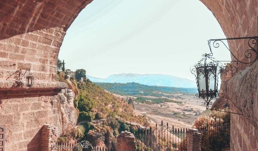 Journeys: Discover Spain National Geographic — 1