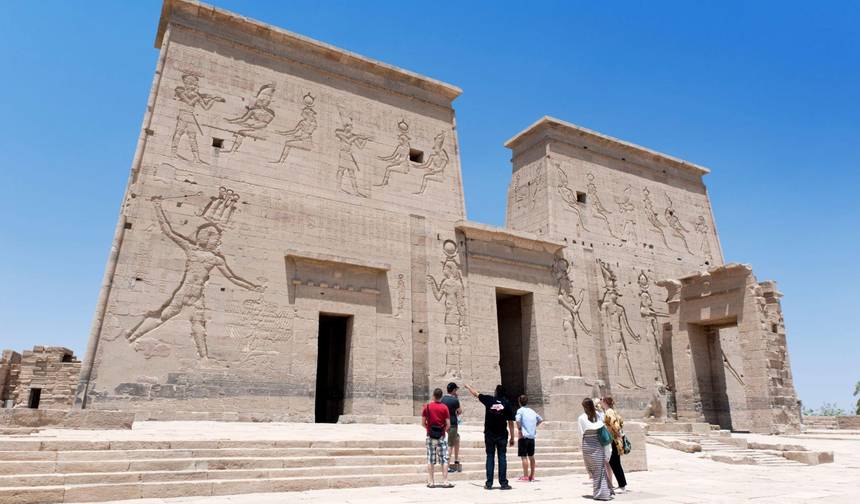 آلهة مصر — 1