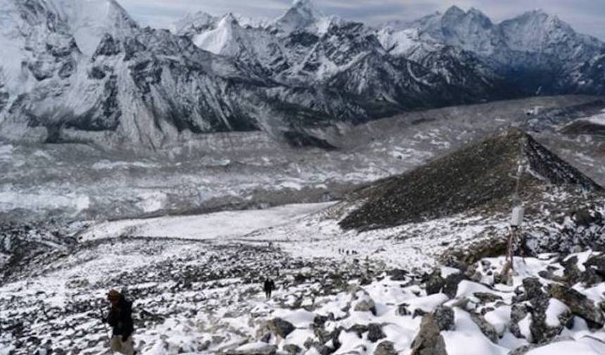 Luksusowy Trekking do Bazy pod Everestem — 1