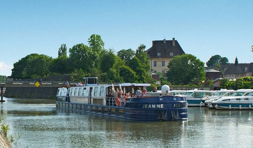 Niezwykłe miejsca i wyborne wina podczas rejsu po Burgundii i Dolinie Doubs (rejs z portu do portu) — 1