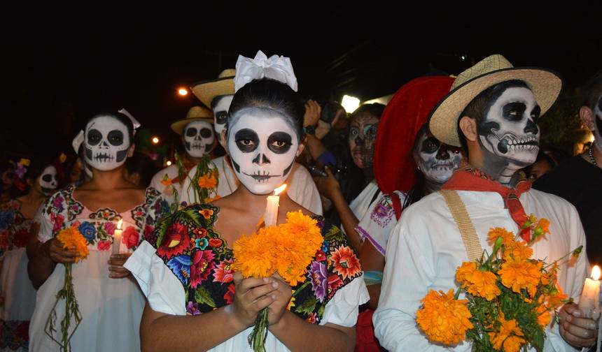 من Oaxaca إلى Puerto Escondido: يوم الموتى — 1