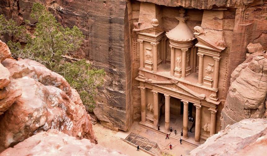 عجائب الأنباط 8 أيام — 1